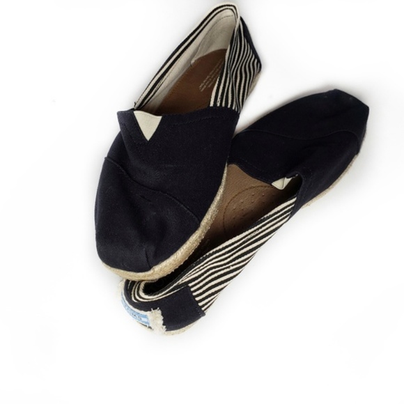 Toms Black University Stripe Rope Sole Classics - Picture 3 of 4